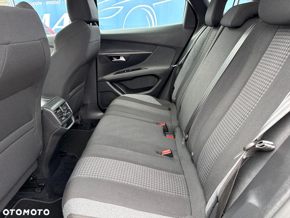 Peugeot 3008 1.2 PureTech GPF Active S&S EAT8 - 13