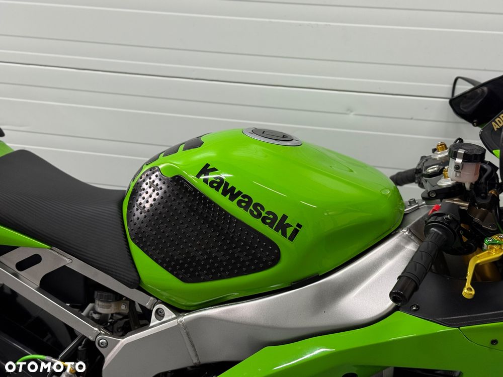 Kawasaki ZXR - 8