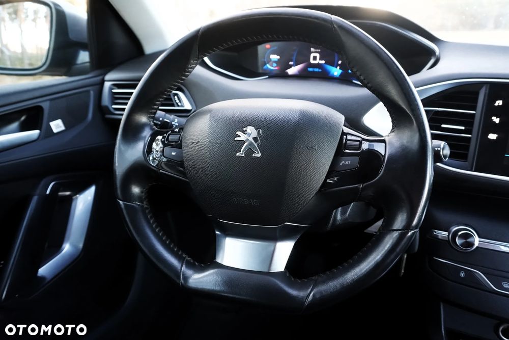 Peugeot 308 BlueHDi 130 Allure Pack - 34