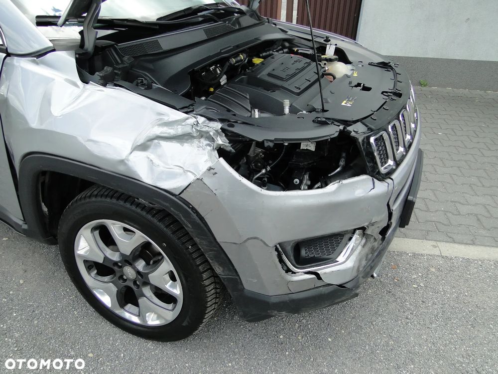 Jeep Compass 1.4 TMair Limited 4WD S&S - 38