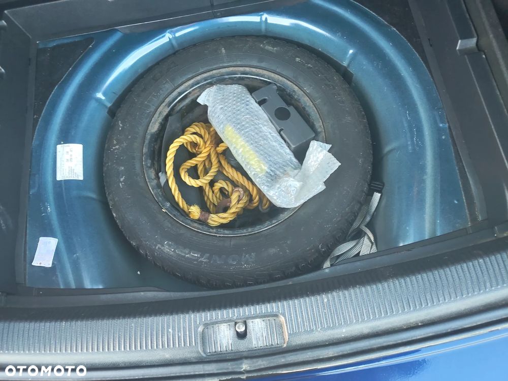 Volkswagen Golf 1.6 TDI Comfortline - 22