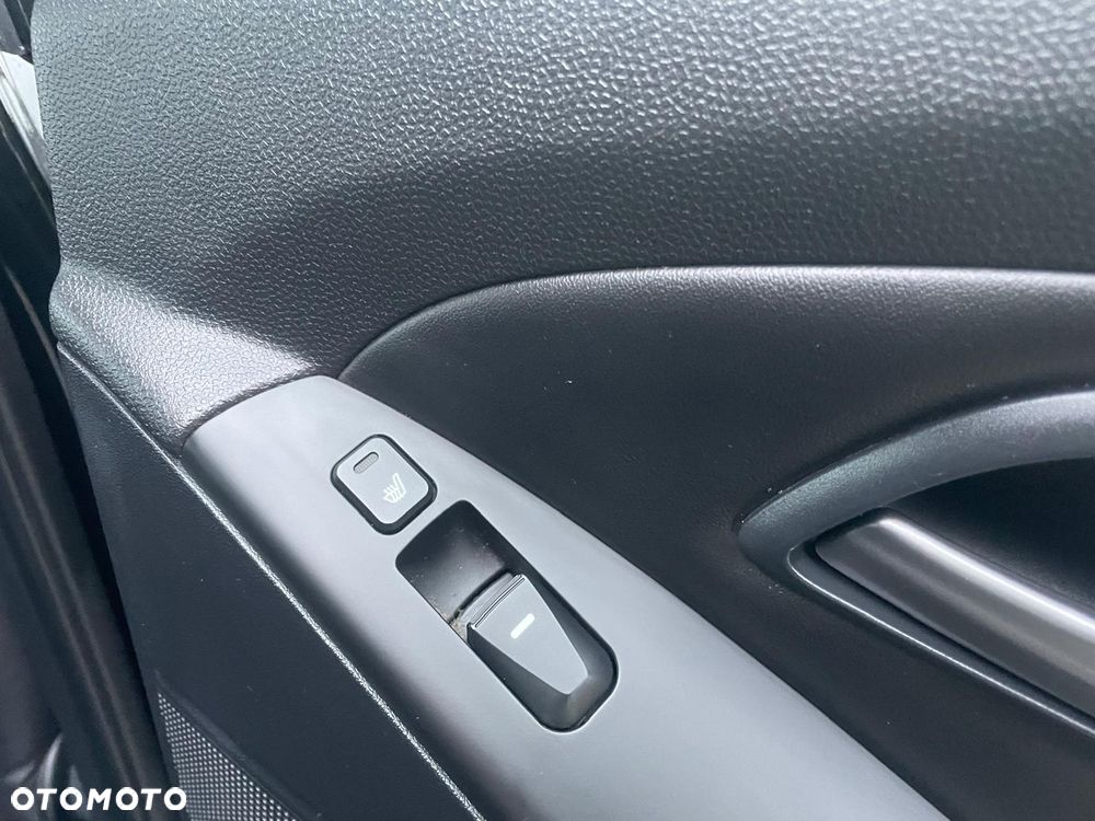 Hyundai ix35 1.7 CRDi Premium 2WD - 24