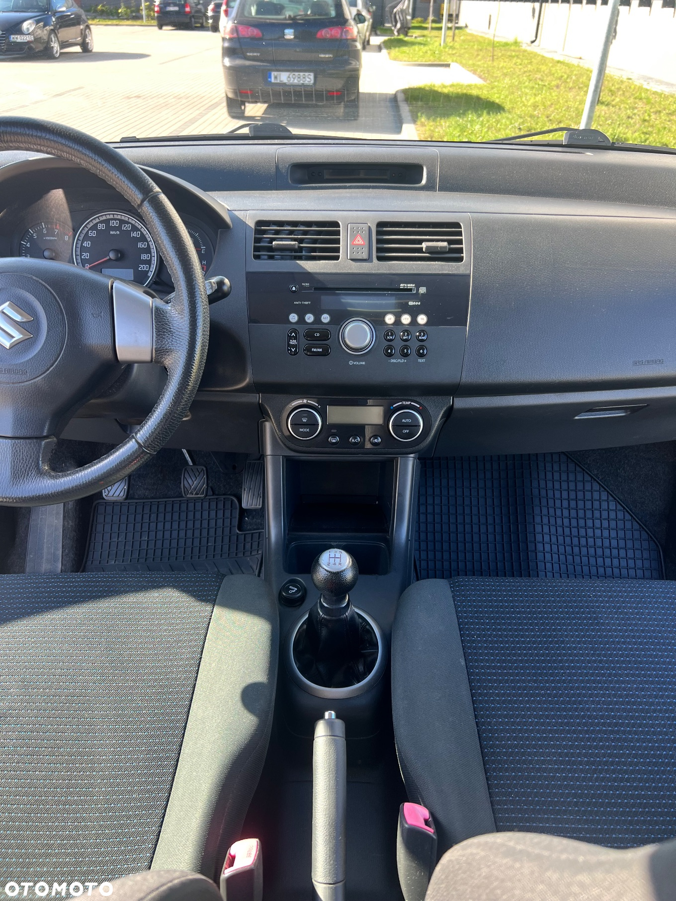 Suzuki Swift 1.3 Sakura - 7