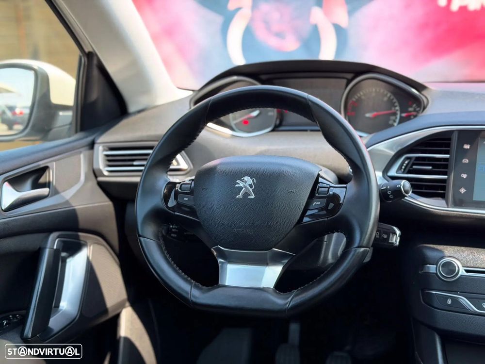 Peugeot 308 1.6 e-HDi Active J17 - 15