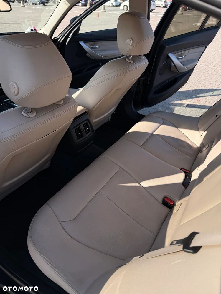 BMW Seria 3 320d Eff.Dynamics Sport Line - 15