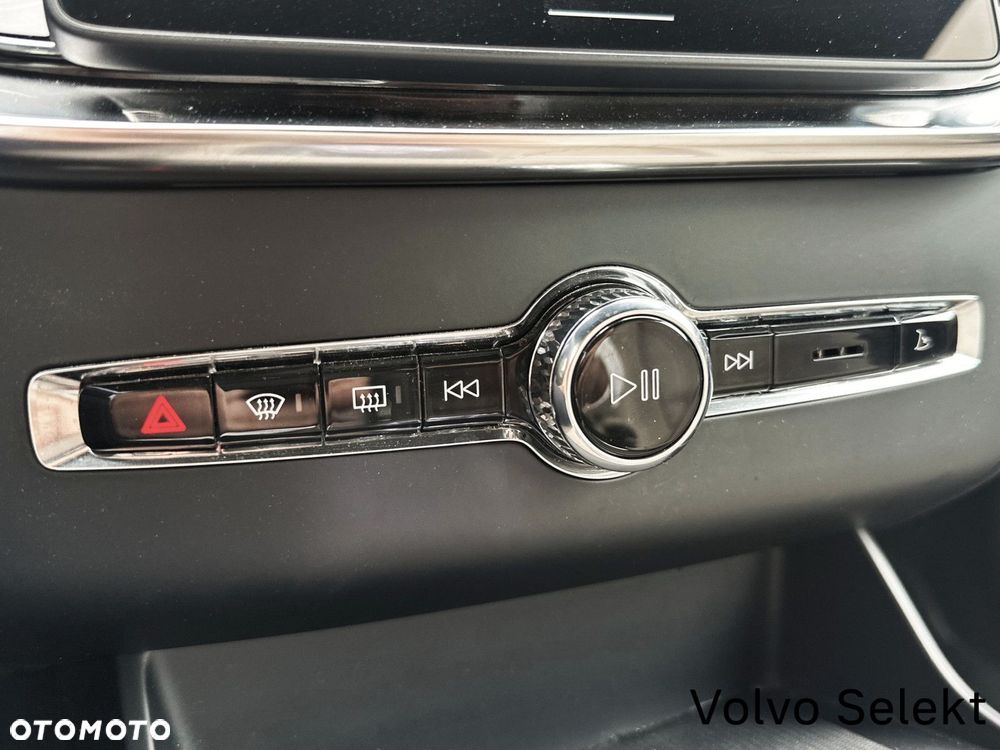 Volvo XC 90 - 20