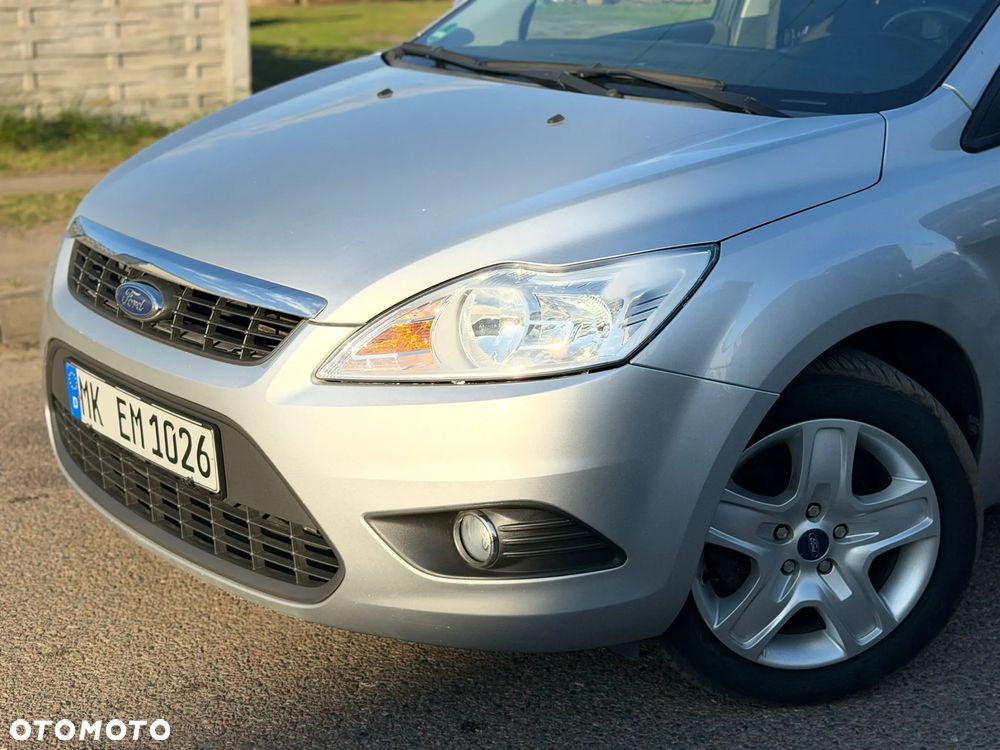 Ford Focus 1.6 16V Style - 15
