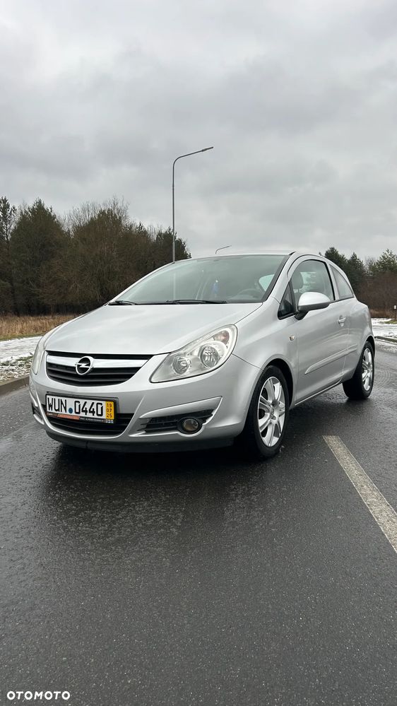 Opel Corsa - 1