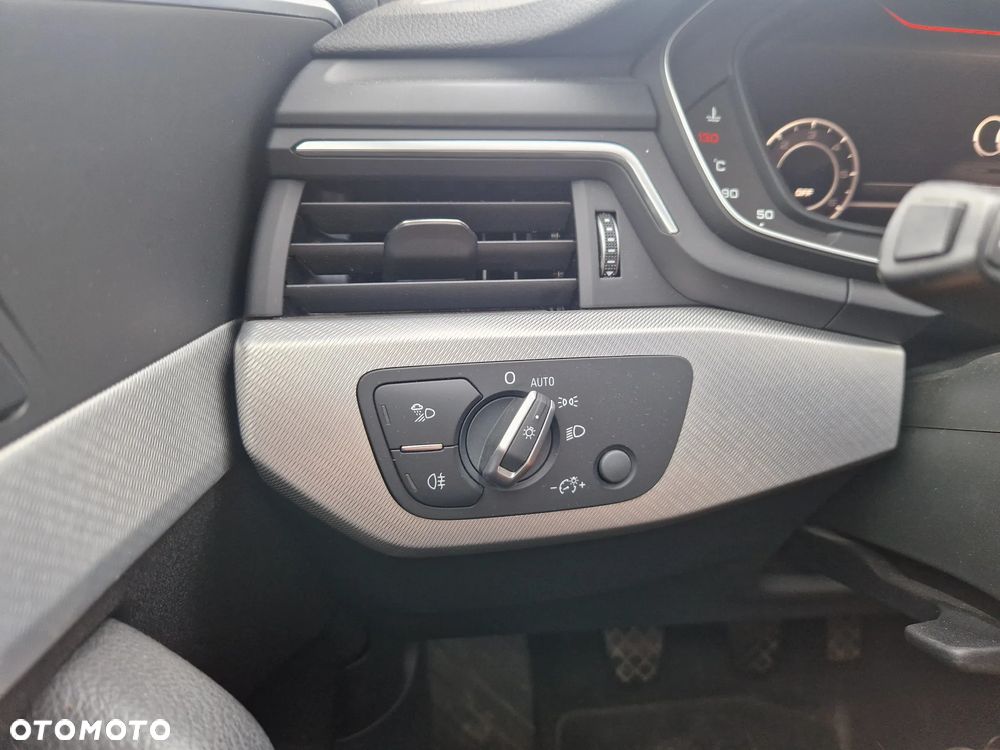 Audi A4 Avant 2.0 TDI Sport - 20