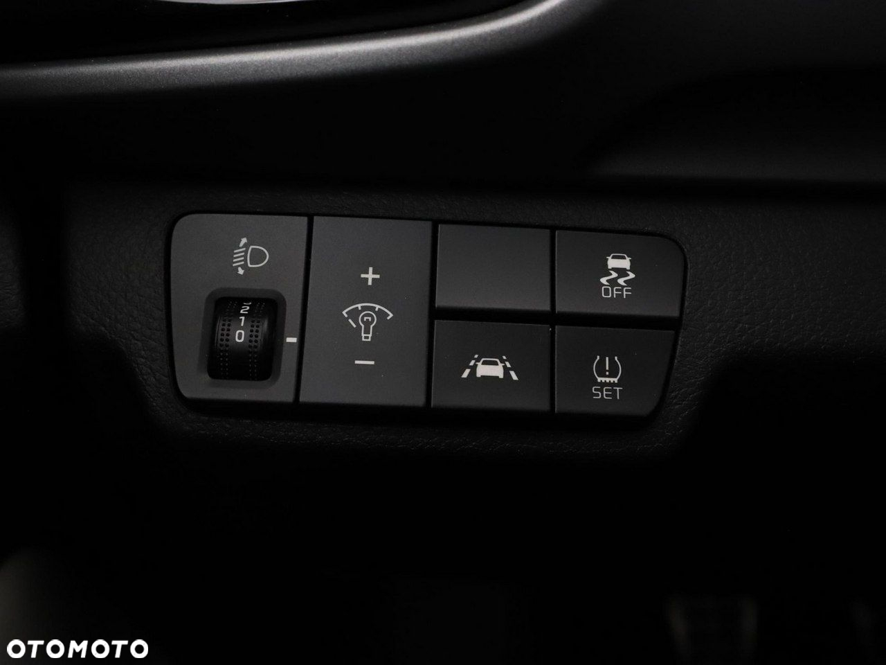 Kia Stonic - 34