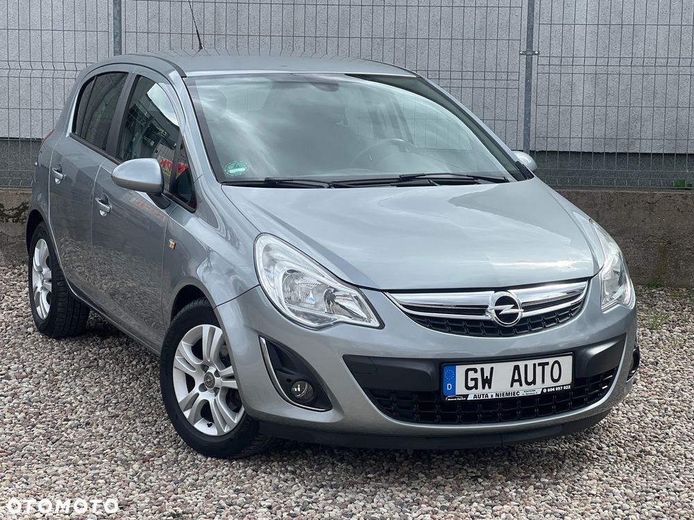 Opel Corsa 1.4 16V Innovation - 3