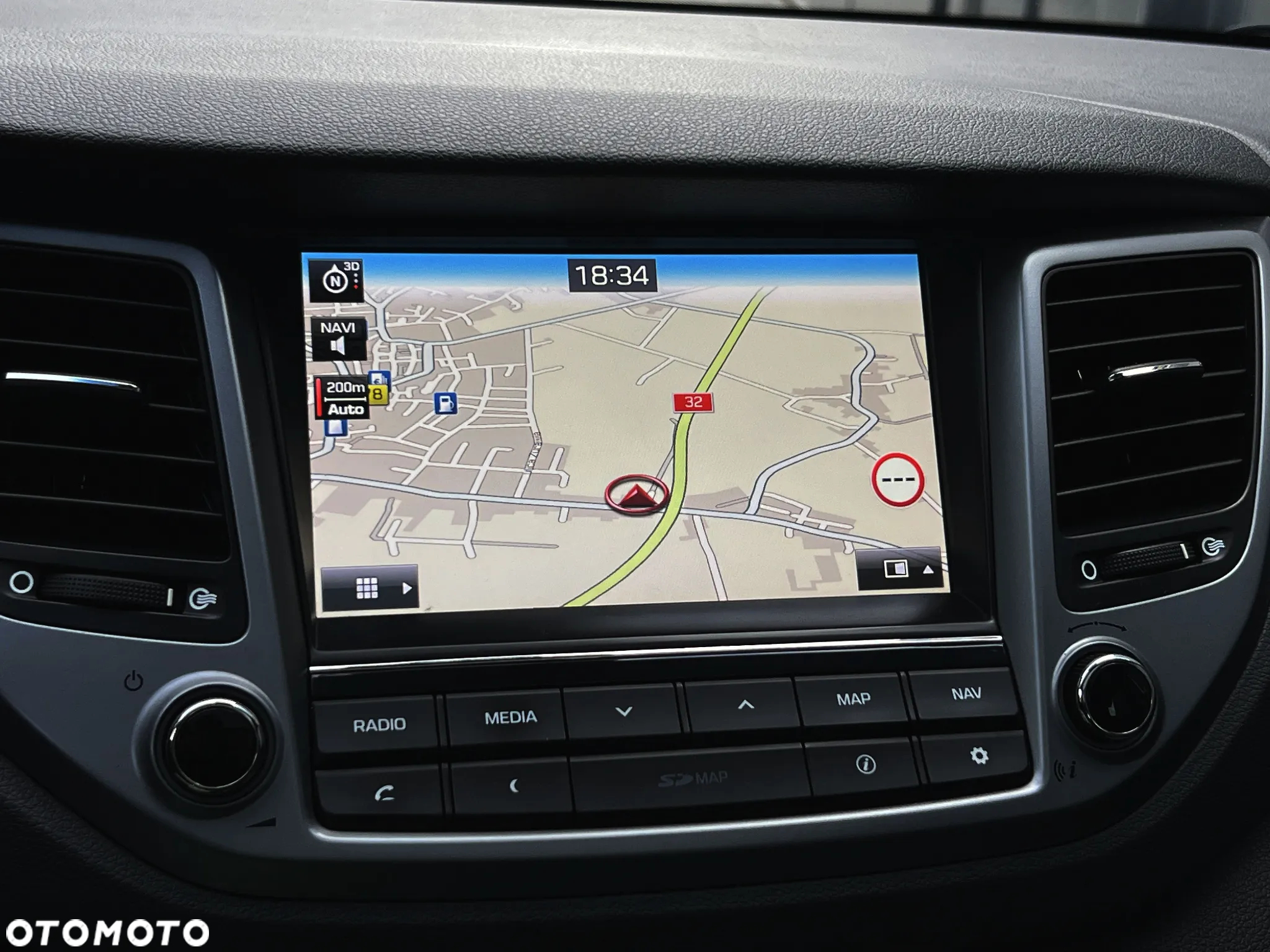 Hyundai Tucson 2.0 CRDI Premium 4WD - 32