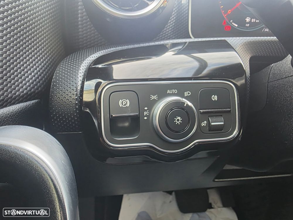 Mercedes-Benz A 180 d Business Solutions Aut. - 28