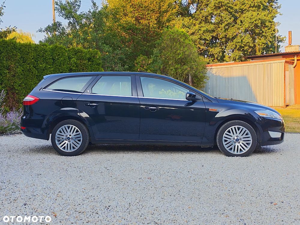 Ford Mondeo 2.0 Ghia X100 / X - 8