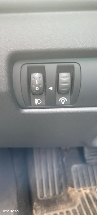 Przełącznik ustawienie świateł  Renault Megane II 2005