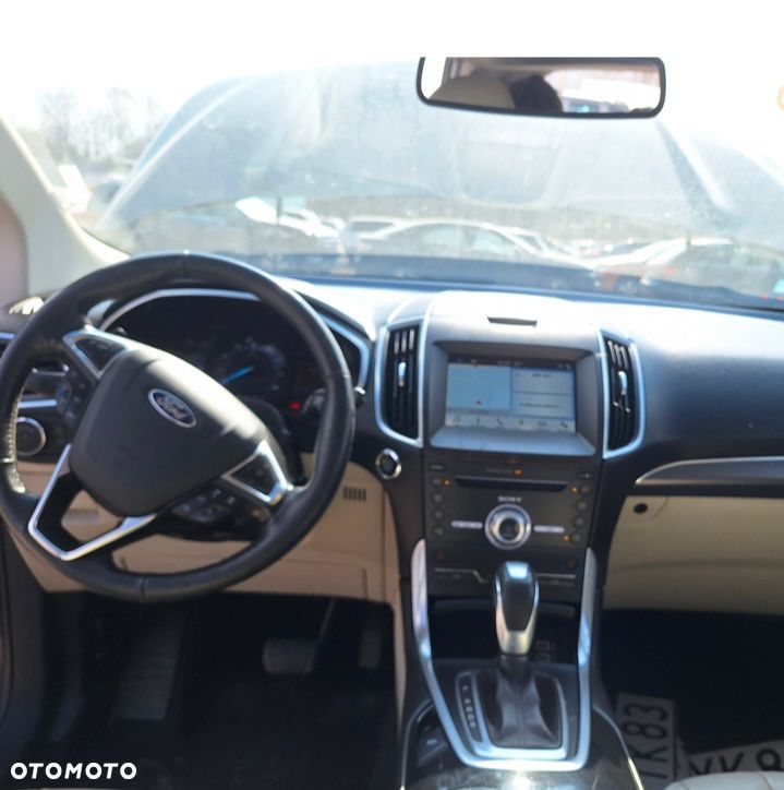 Ford Edge - 12