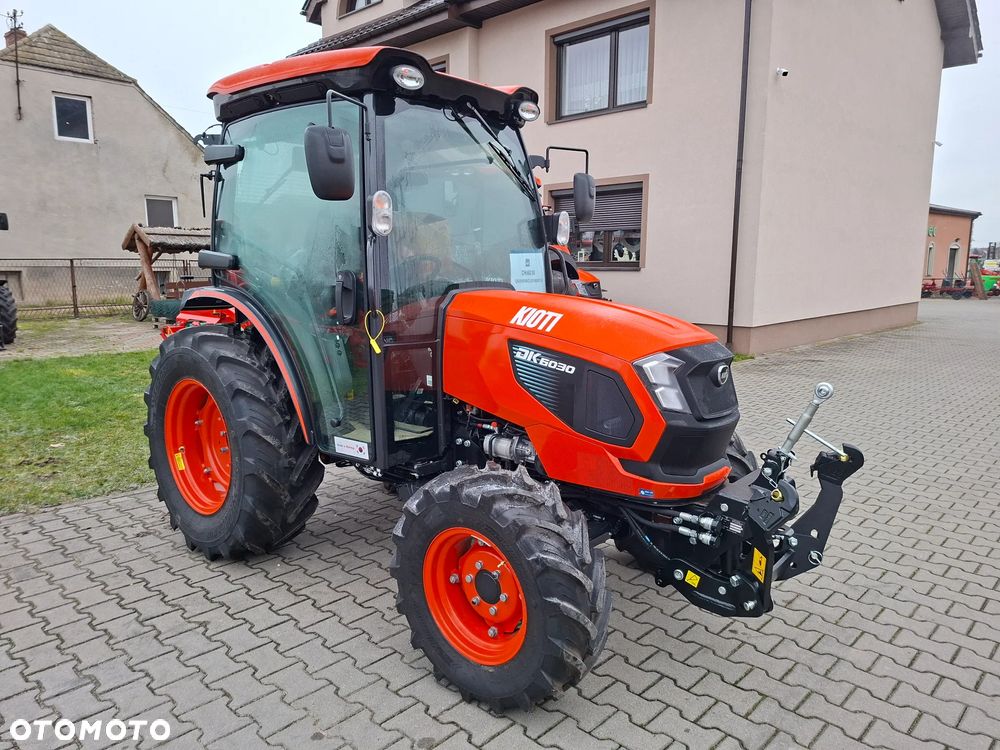 Kioti Kioti DK6030C 58KM DK5030C 51KM DK4530C normal lub sadownik - 2