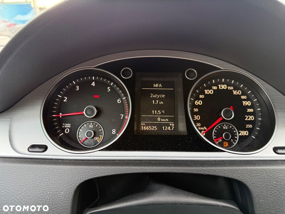 Volkswagen Passat CC - 12