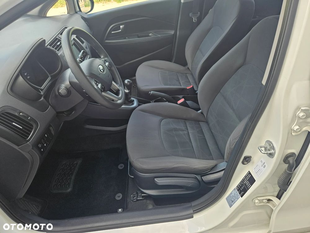 Kia Rio 1.2 Dream Team Edition - 3