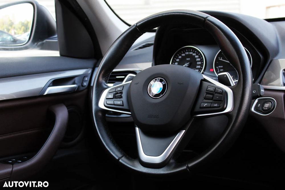 BMW X1 xDrive20d Aut. Sport Line - 23
