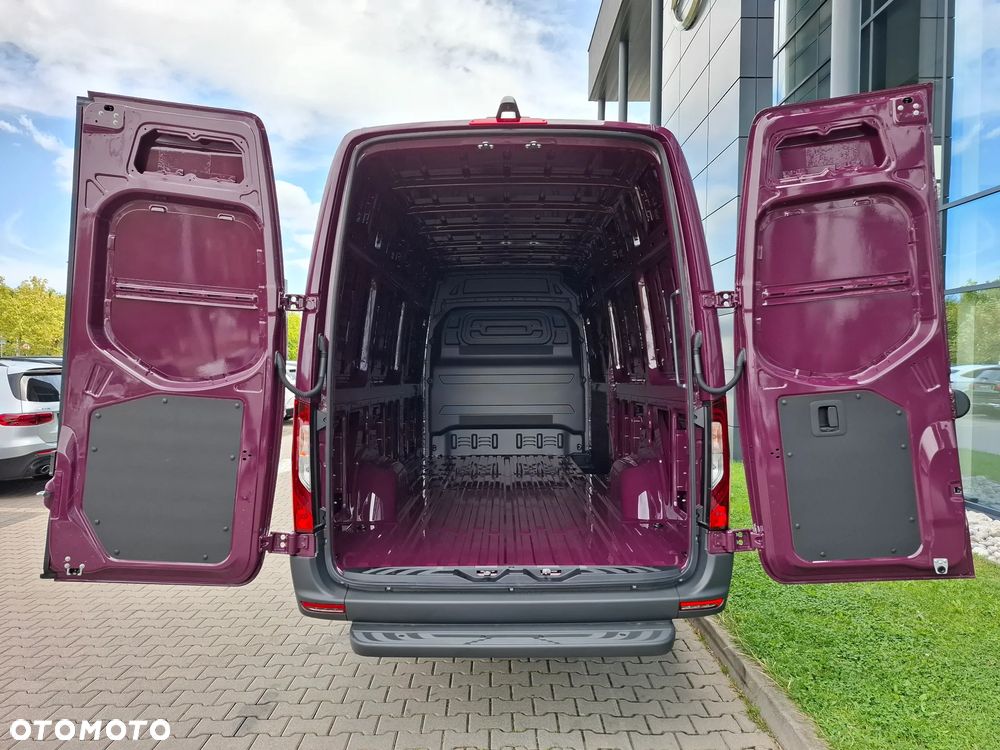 Mercedes-Benz Sprinter 317 CDI Furgon PRO długi 4325 mm L3H2 - 15