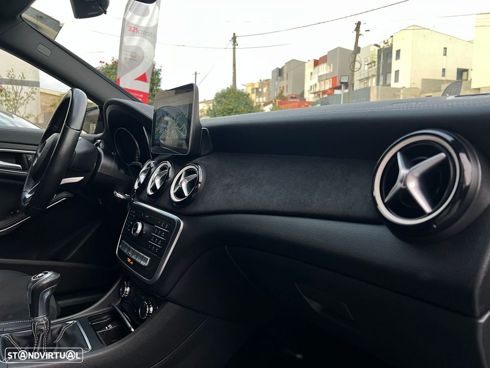 Mercedes-Benz CLA 180 d Shooting Brake AMG Line - 24