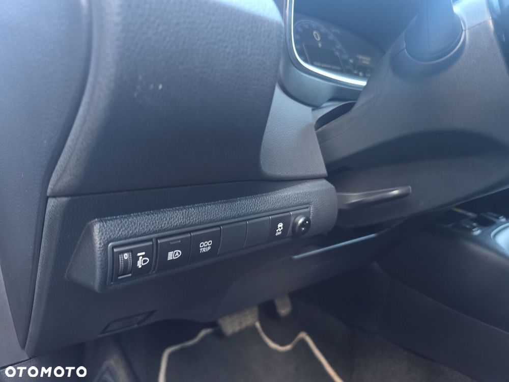Toyota Corolla 1.8 Hybrid Comfort - 13