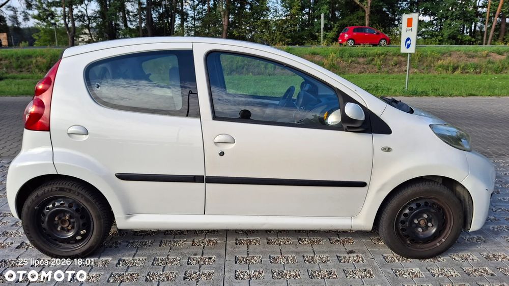 Peugeot 107 1.0 Trendy - 2