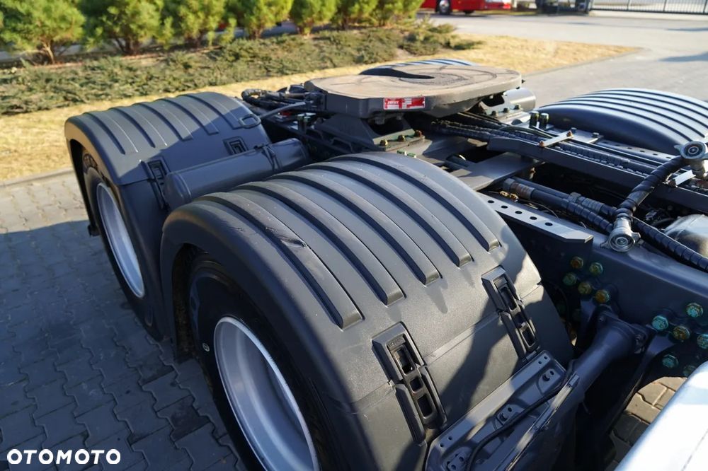 Scania R 650 / V8 / 6x4 / HYDRAULIKA /  DMC: 100.000 KG / I-PARK COOL / 3 OSIOWY CIĄGNIK SIODŁOWY / OPONY 100% - 17