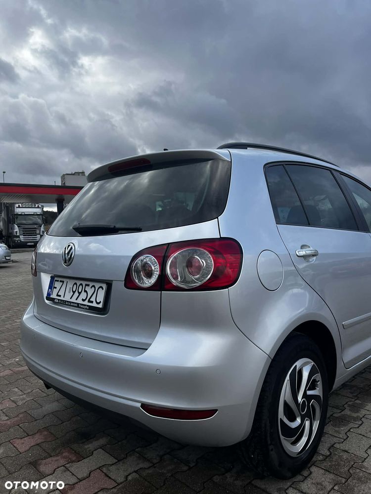 Volkswagen Golf Plus 1.6 TDI DPF BlueMotion Technology Trendline - 11