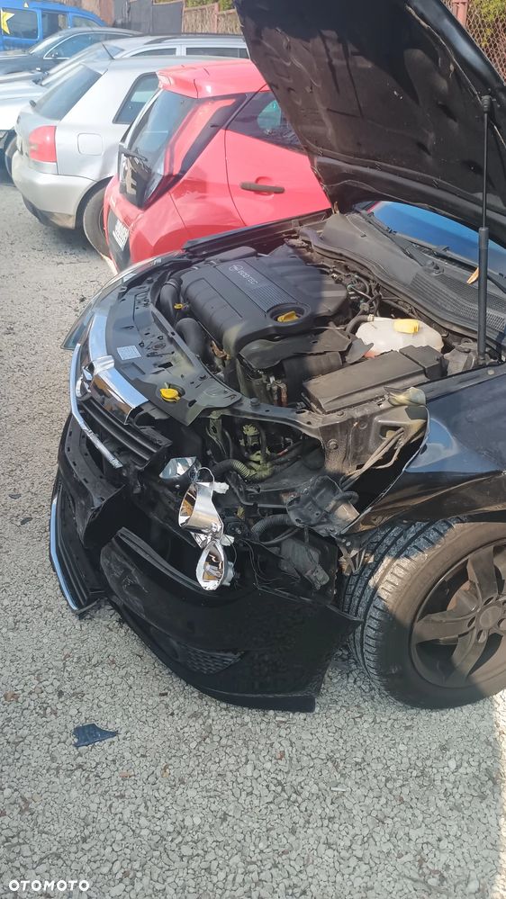 Opel Astra 1.9 CDTI 111 - 12