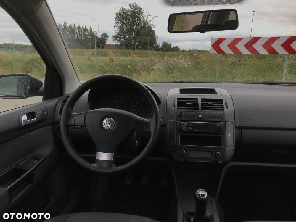 Volkswagen Polo - 7
