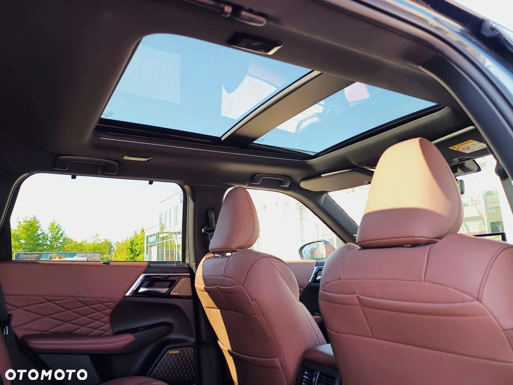 Mitsubishi Outlander PHEV Instyle Plus - 14