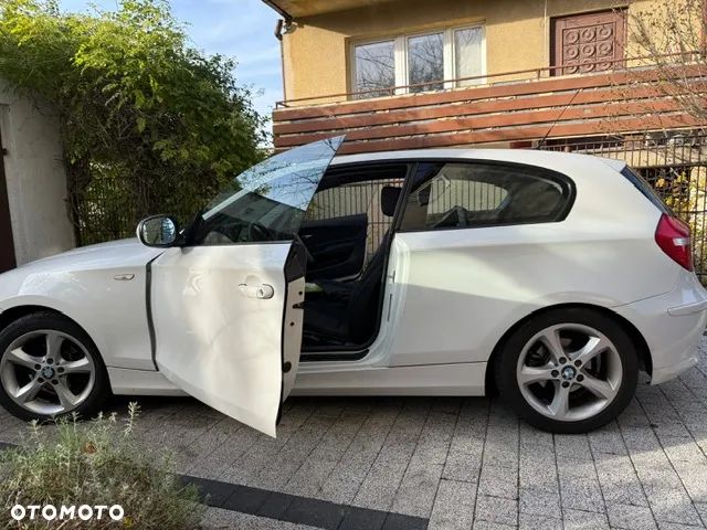 BMW Seria 1 116i - 1