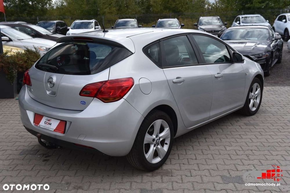 Opel Astra - 10