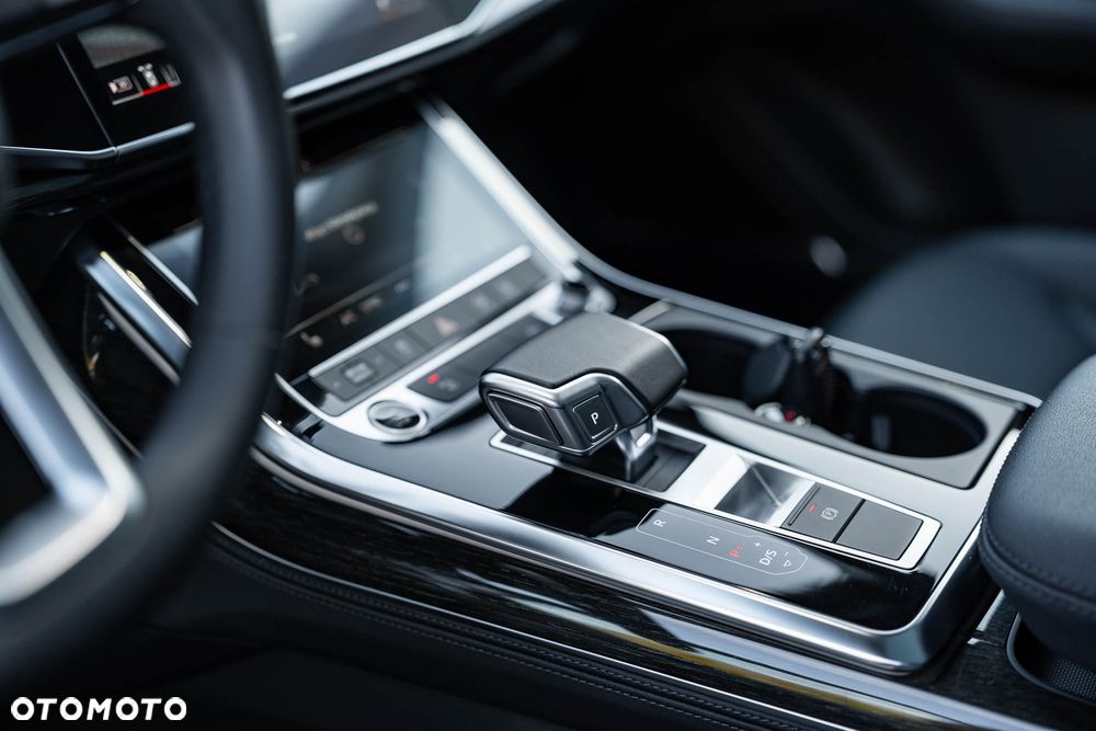 Audi Q7 - 24