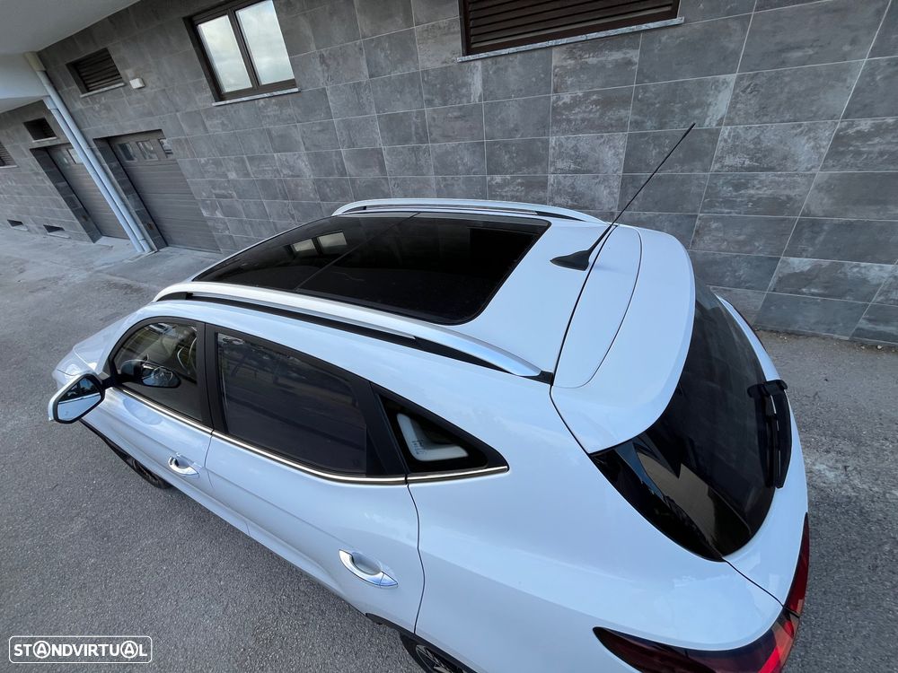 MG ZS EV 44.5 kWh Luxury - 12