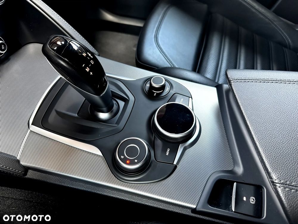 Alfa Romeo Stelvio 2.0 Turbo Executive Q4 - 17