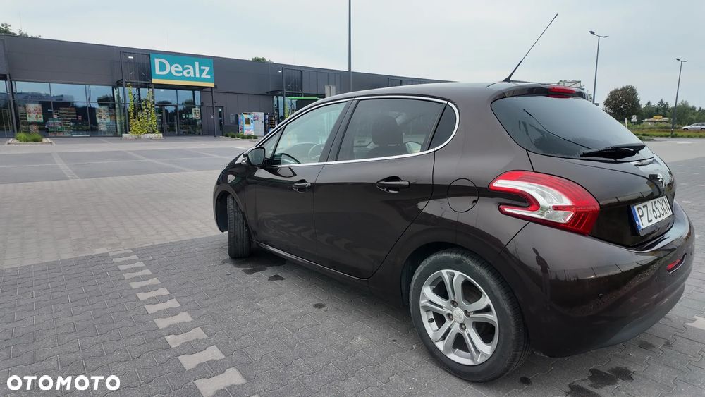 Peugeot 208 1.2 PureTech Active - 8