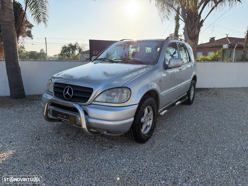 Mercedes-Benz ML 270 - 1