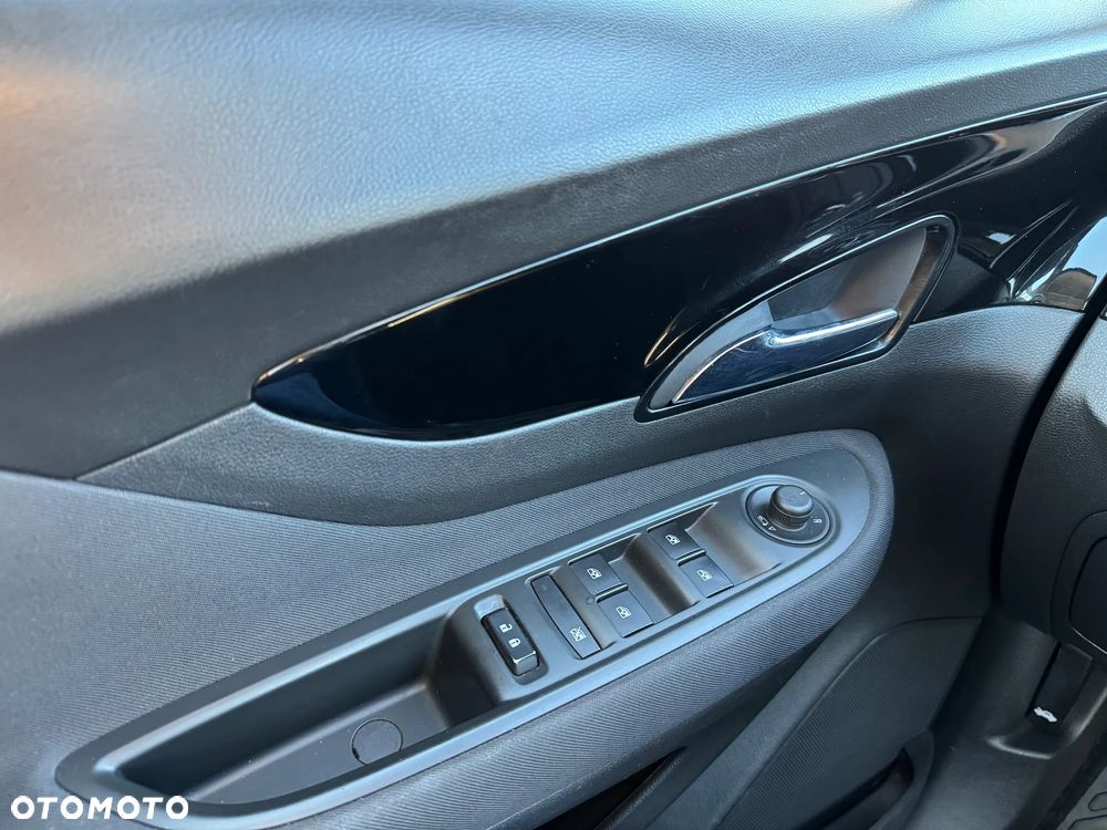 Opel Mokka 1.4 T Cosmo S&S - 23