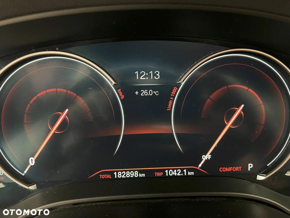 BMW Seria 5 520d xDrive Luxury Line - 22