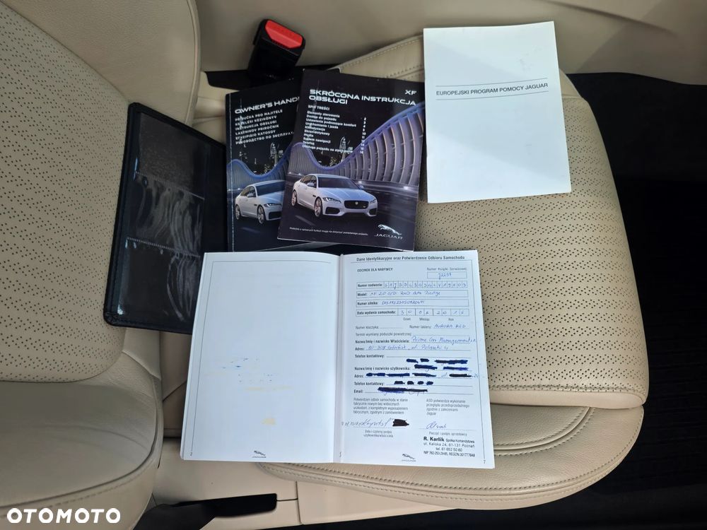 Jaguar XF 2.0 T Prestige - 19