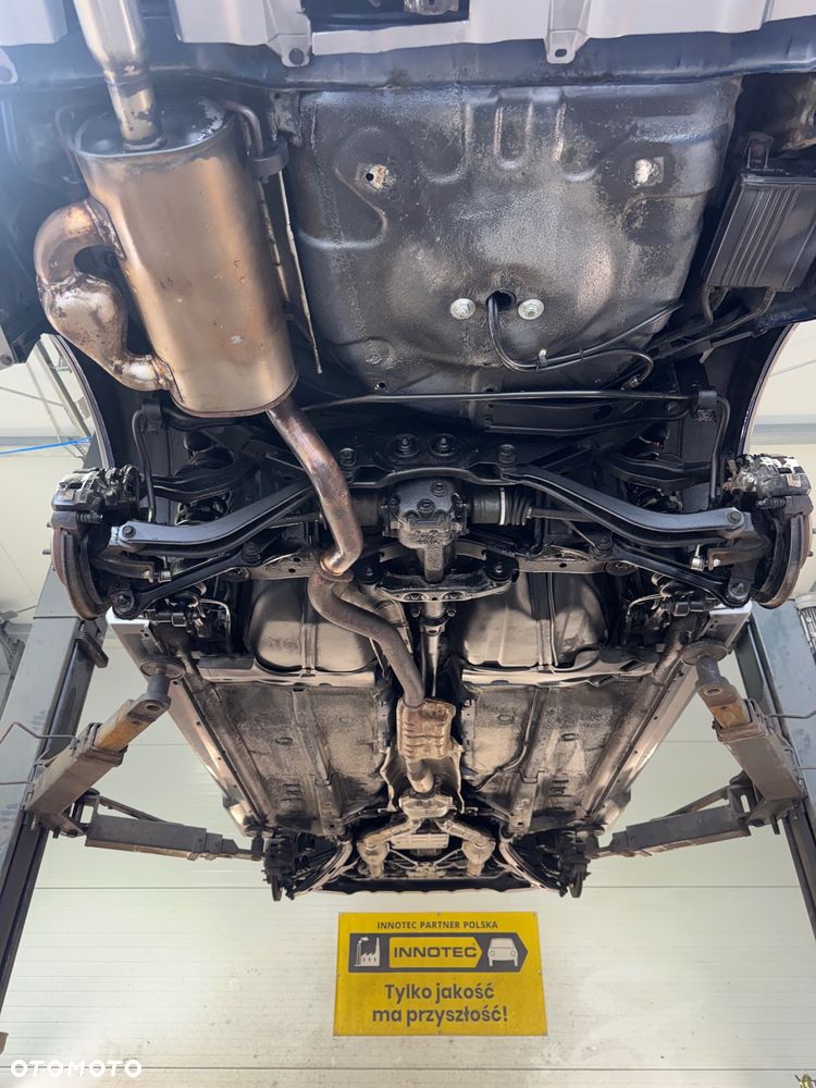 Subaru Outback 3.0 H6 - 37