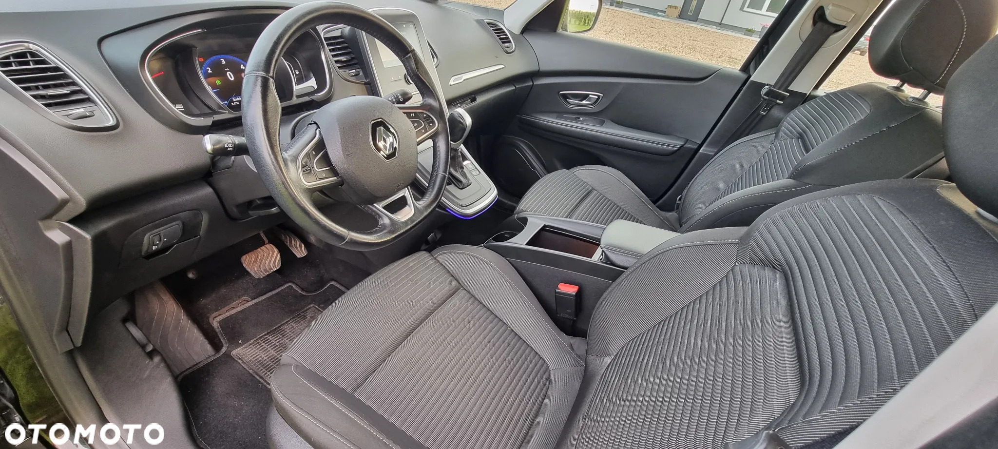 Renault Scenic 1.5 dCi Intens EDC - 24