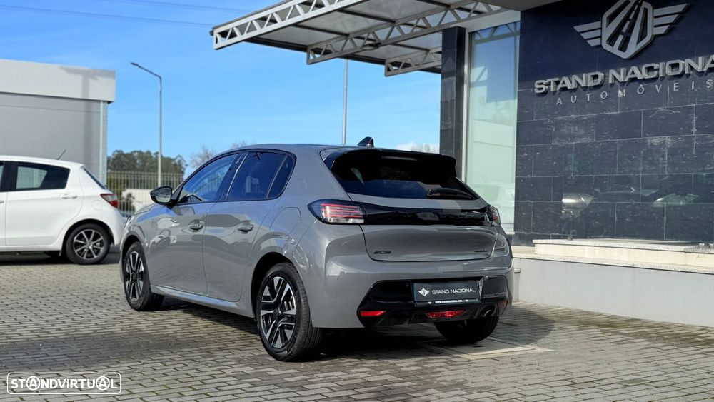 Peugeot 208 1.2 Hybrid Allure e-DCS6 - 8