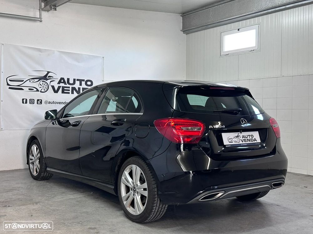 Mercedes-Benz A 180 d Urban - 4