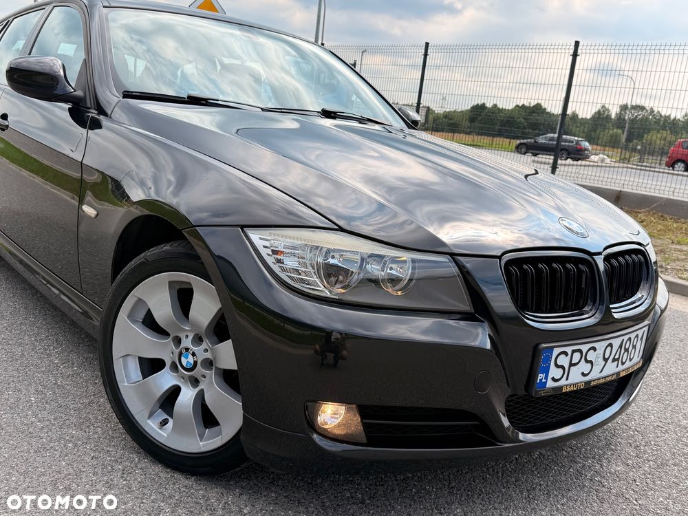 BMW Seria 3 318d DPF Edition Sport - 11