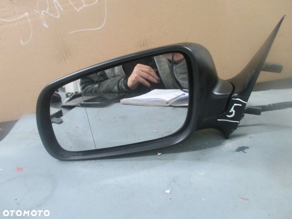 Lusterko lewe Octavia I 5pin Europa - 2