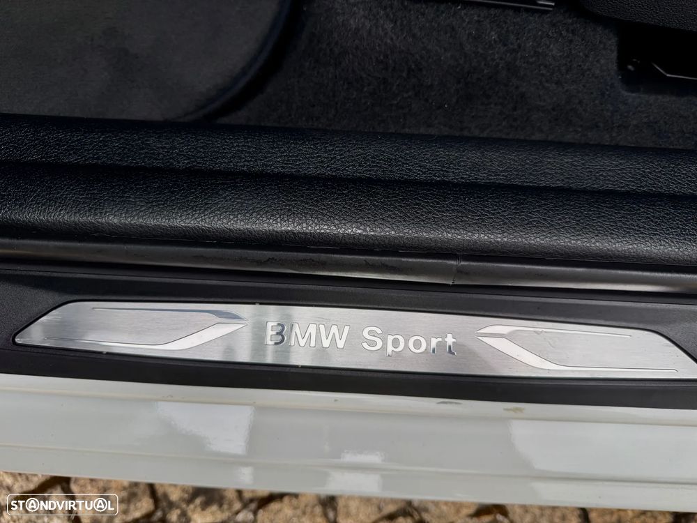 BMW 216 Active Tourer d Line Sport - 25
